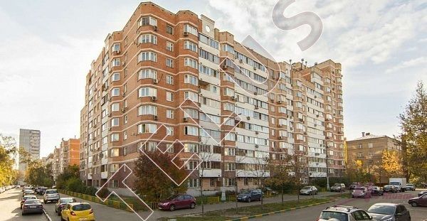 На продажу предлагаются два помещения свободного назначения в юго-восточном округе Москвы, расположенные в двух близлежащих жилых домах на первом...