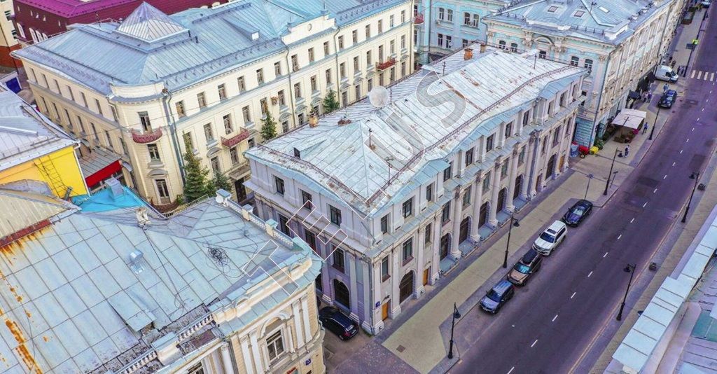Особняк офисно-торговый в историческом центре Москвы, общей площадью: 1862 м2, расположенный на 1-й линии по ул. Мясницк...