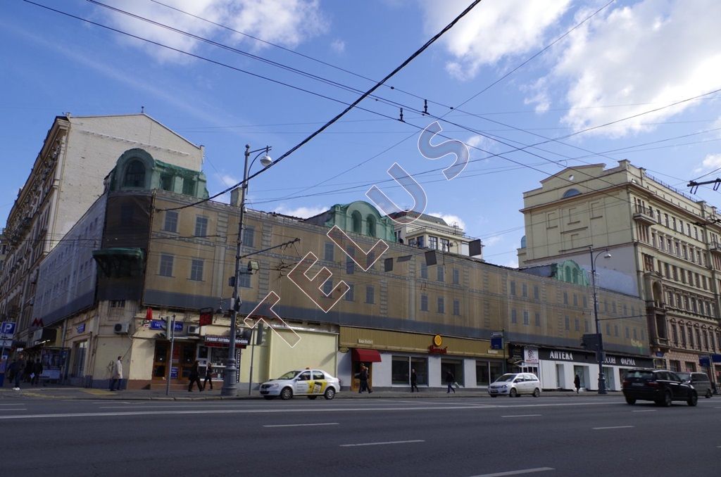 продажа торгового помещения на Тверской улице 470 м. год строительства 1859. отдельный вход. два этажа 1-й этаж 235 м от...