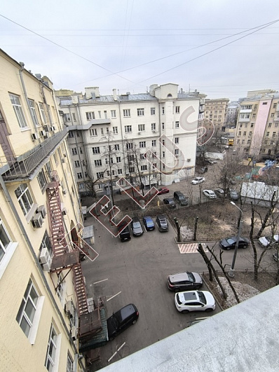 Здание в центре, ID объекта 7969 - 12