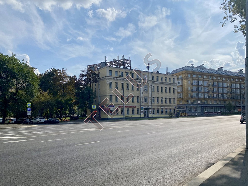 Продается торговое помещение 1558.30 м², Москва, пр-кт Комсомольский, ID объекта 7812 - 45