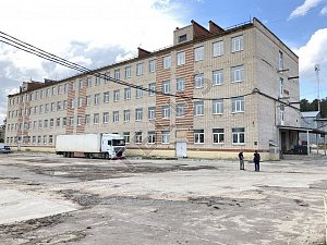 Отдельно стоящее здание 5245,6 м2 на огороженной и охраняемой территории в промышленной зоне Тураево г. Лыткарино. 14 км от МКАД, 5 км от&nb...