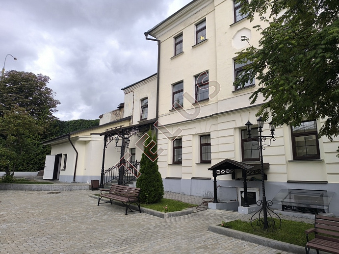 Здание в центре, ID объекта 8436 - 17