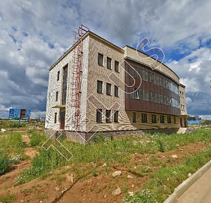 Отдельно стоящее трёхэтажное здание с подвалом в городе Одинцово Московской области.Земельный участок в собственности.Це...