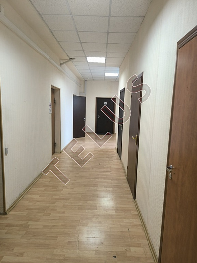 Здание в центре, ID объекта 7969 - 7