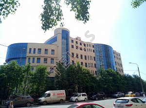 Отдельно стоящее здание в городе Реутов, в шаговой доступности от метро Новокосино (20 минут пешком), на Ашхабадской улице, общей площадью 11099...