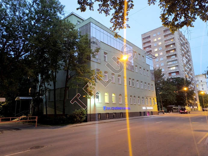 Здание в центре, ID объекта 7799 - 7