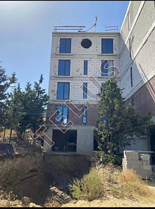 Здание (гостиница) в Грузии, Тбилиси, на улице Подъём Махата, общей площадью 2225 кв.м...