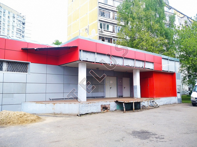   ул. Гурьянова, 79с4.Торговые помещения, ID объекта 5015 - 8