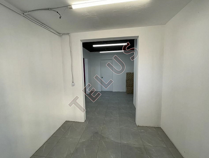 Город Звенигород,  ул. 3-й мкр-н, 18.Торговые помещения, ID объекта 7919 - 3