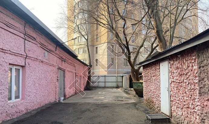 Здание с участком, ID объекта 8018 - 25