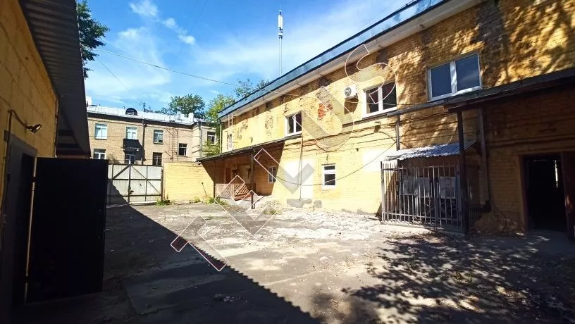 Продажа двухэтажного офисного административного здания в районе станции метро Сходненская. год строительства 1950, ...
