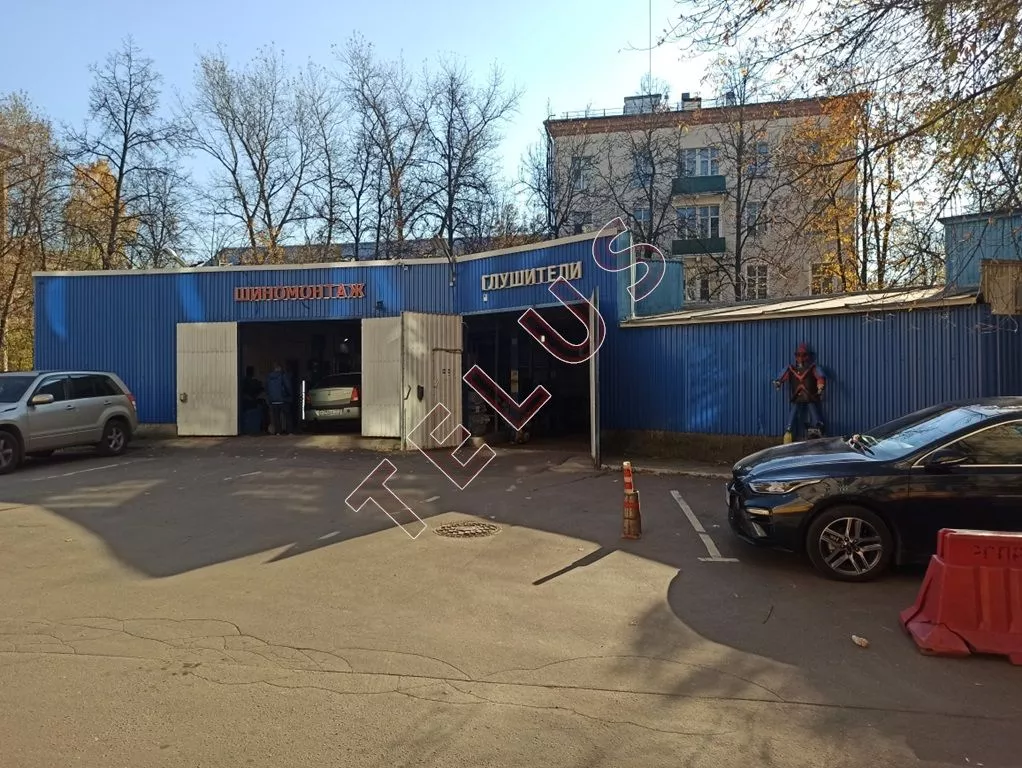 Продажа одногоэтажного здания автосервиса в районе метро Первомайская. Отдельный въезд. Земельный участок 330 кв.м. в собственности.