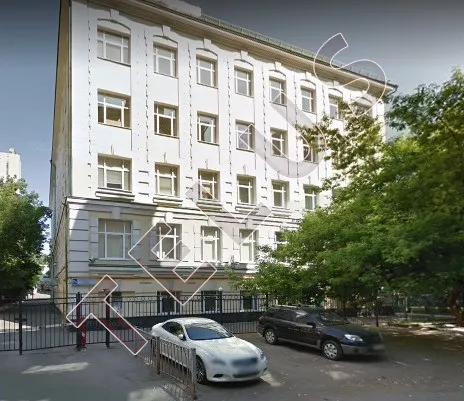 На продажу предлагается отдельно стоящее здание в районе станции метро Менделеевская. (особняк 5000м2 и многоуровневый п...
