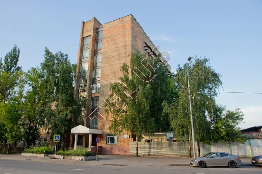 Отдельно стоящее одноэтажного здание на севере Москвы в пяти минутах ходьбы от...