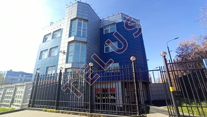 Административно-производственный комплекс на юге Москвы общей площадью 19125 м2. Дв�...
