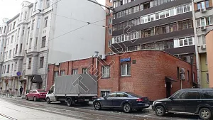 На продажу предлагается отдельно стоящее здание в районе станции метро Менделеев...