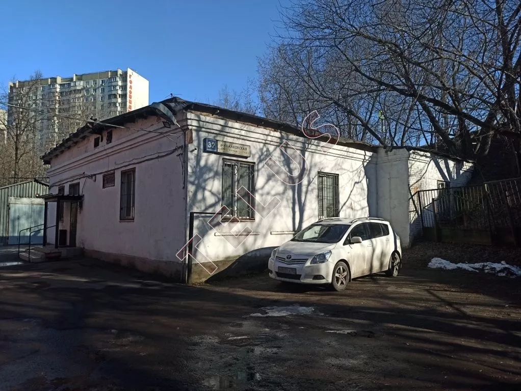 Здание на Михалковской 940м2